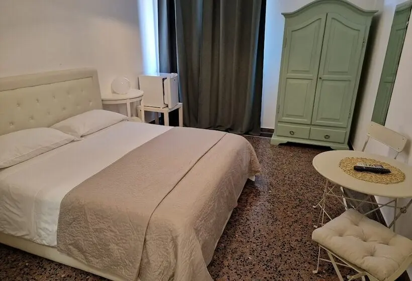 اتاق استاندارد, Le Logge