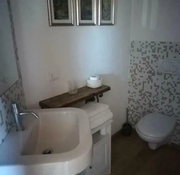 اتاق لوکس, Agriturismo La Di Buiat