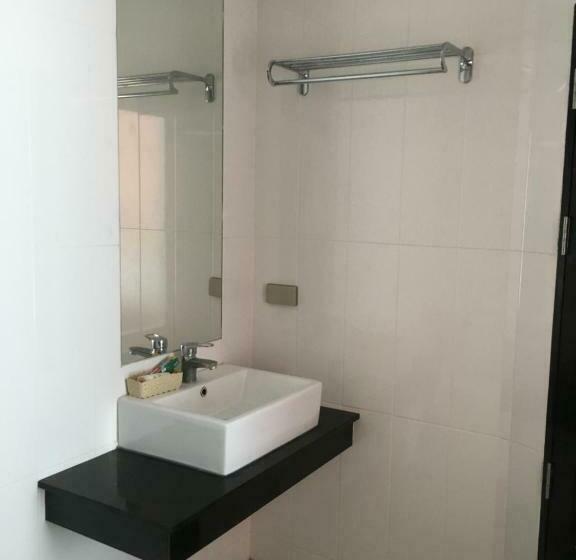 Delüks Oda, Freedom Kata