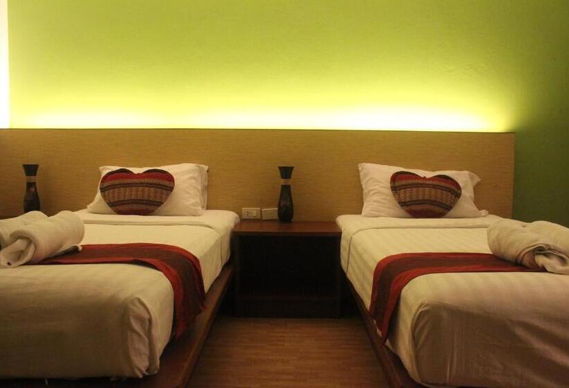 Delüks Oda, Freedom Kata