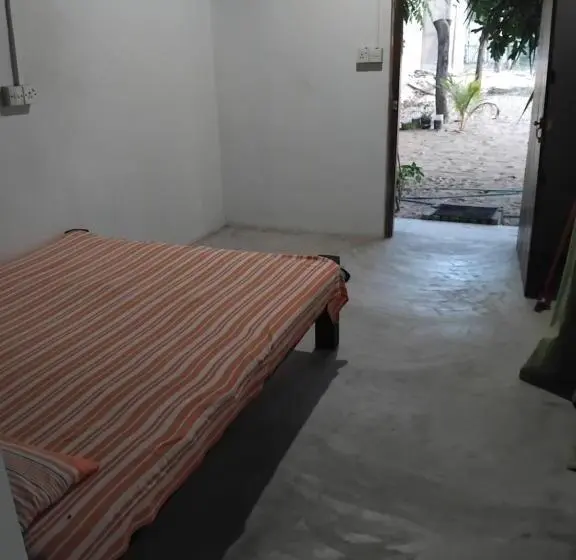 スタンダードトリプルルーム, 20 House Villa