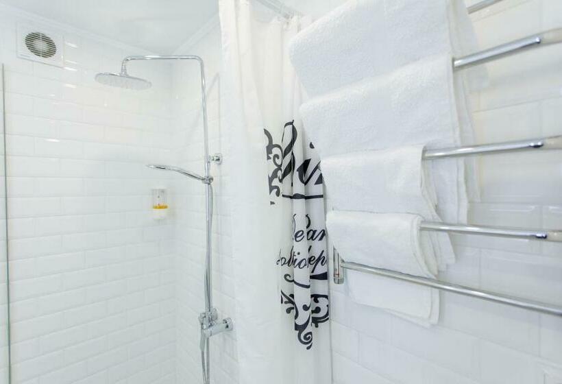 발코니가 있는 스위트, Apart Hotel Lavina