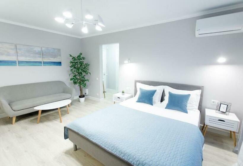 발코니가 있는 스위트, Apart Hotel Lavina