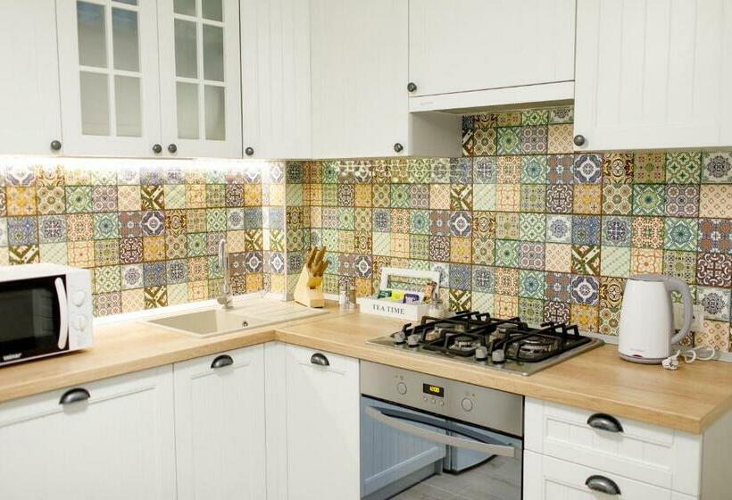 발코니가 있는 스위트, Apart Hotel Lavina