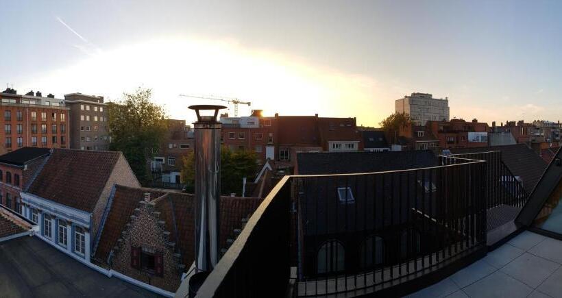 テラス付きスタンダードワンルーム, Homey   Kortrijk