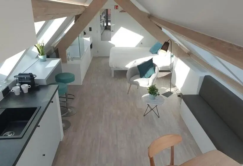テラス付きスタンダードワンルーム, Homey   Kortrijk