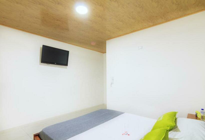 スタンダードルーム, Ayenda 1508 Rubi