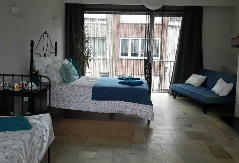 4인용 스탠다드 룸, Harmony House