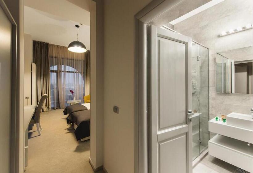 Номер Superior, Edma