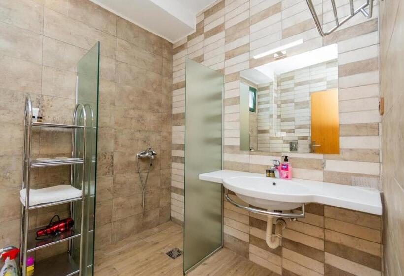 آپارتمان 1 خوابه, Fobra