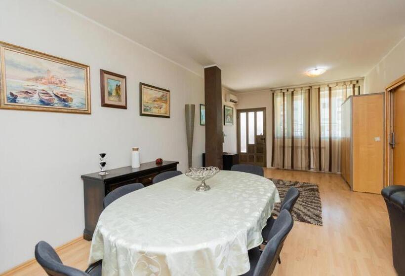 آپارتمان 1 خوابه, Fobra