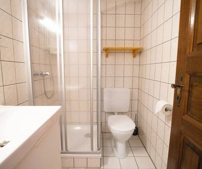 スタンダードトリプルルーム, Wildrose