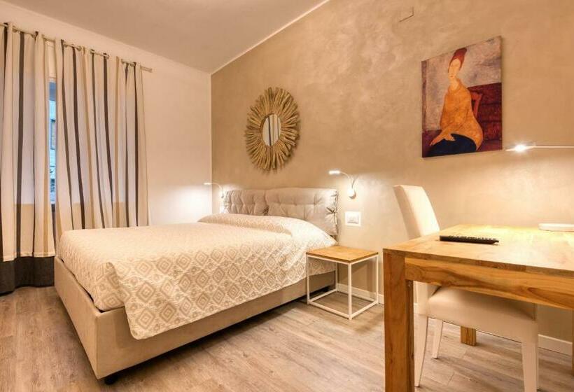 اتاق استاندارد با سرویس بهداشتی مشترک, Maison Castelli
