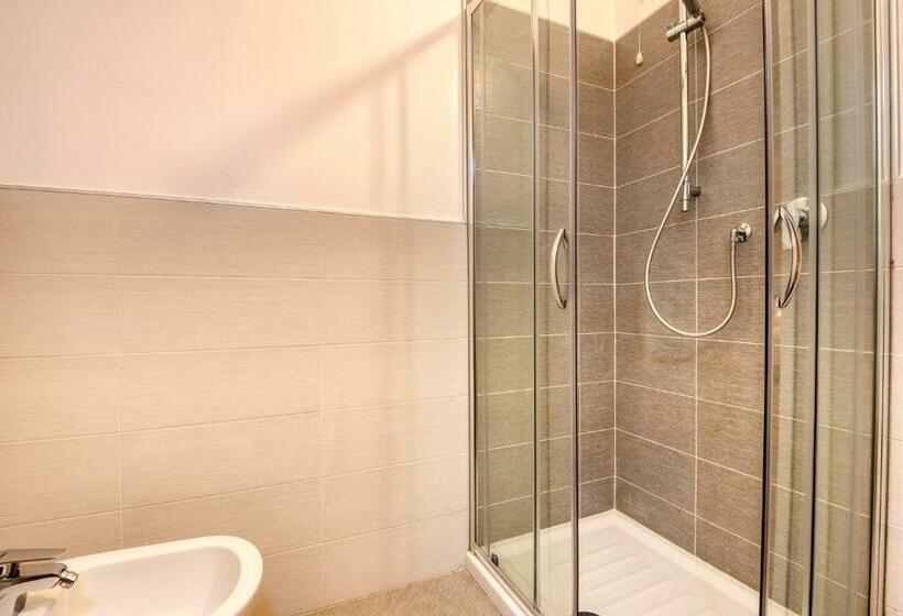 Habitació Estàndard Bany Compartit, Maison Castelli