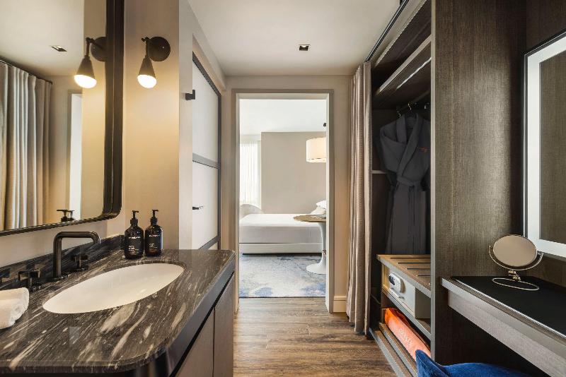 Standard Studio King Bed, Canopy by Hilton San Francisco SoMa