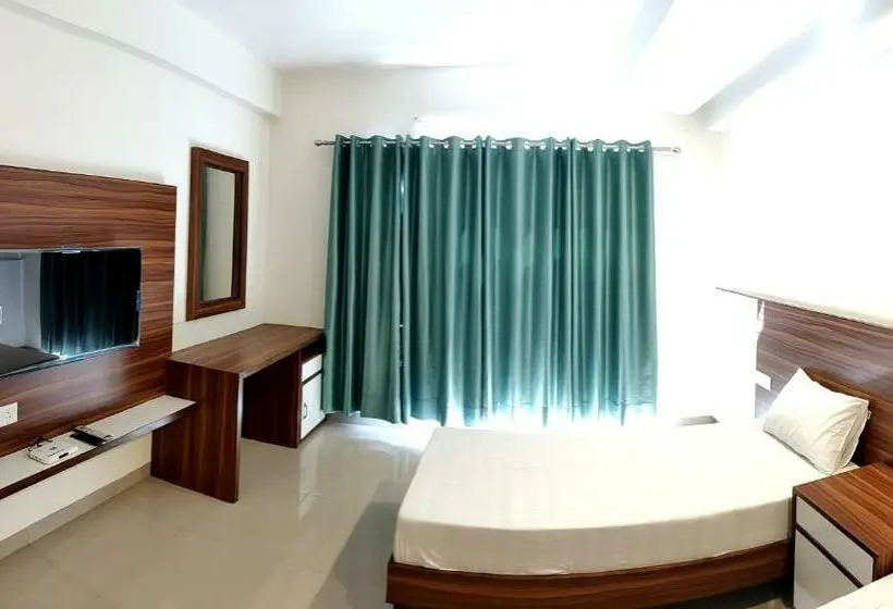 اتاق لوکس, Pride Home