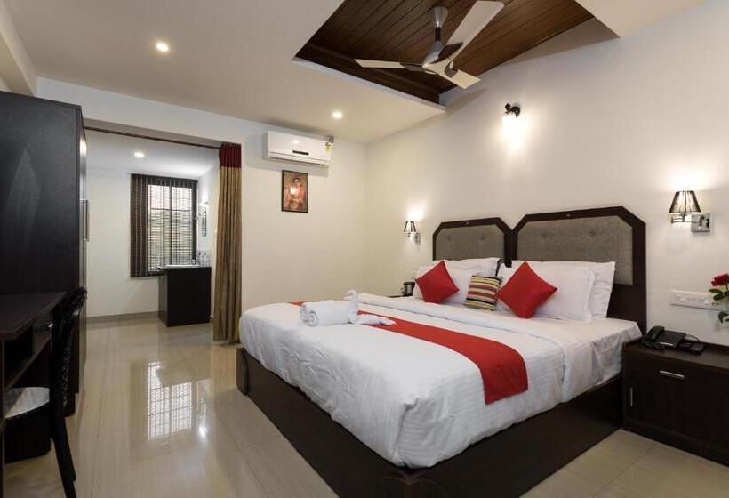 デラックスルーム, Enroute Thekkady