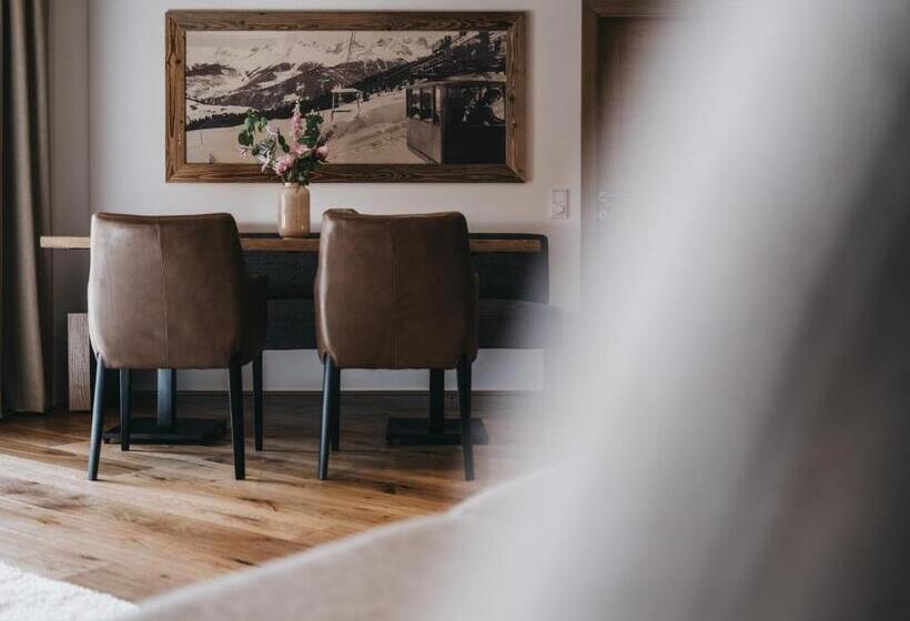 Апартаменты Superior 3 Спальни, Vaya Fieberbrunn