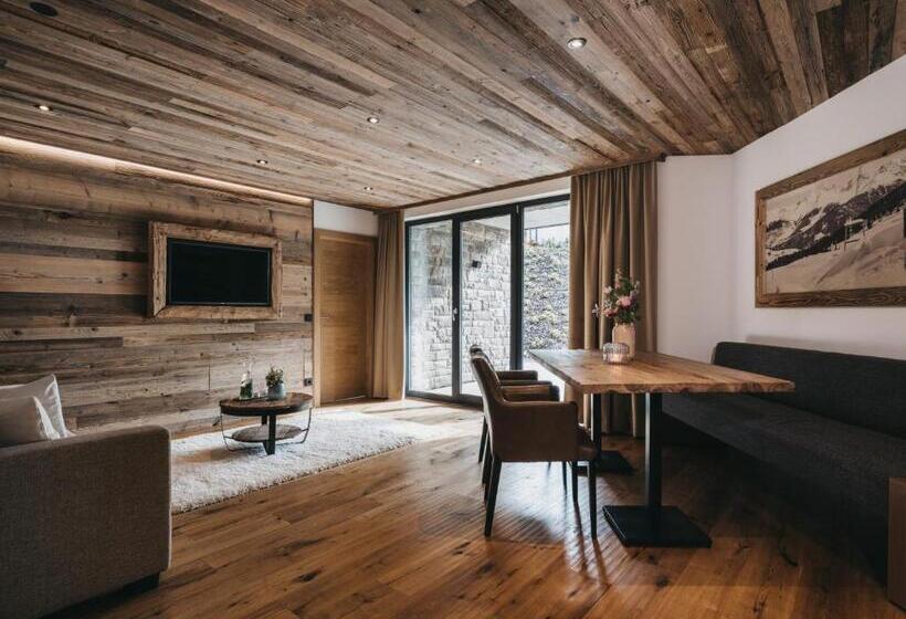 Апартаменты Superior 3 Спальни, Vaya Fieberbrunn