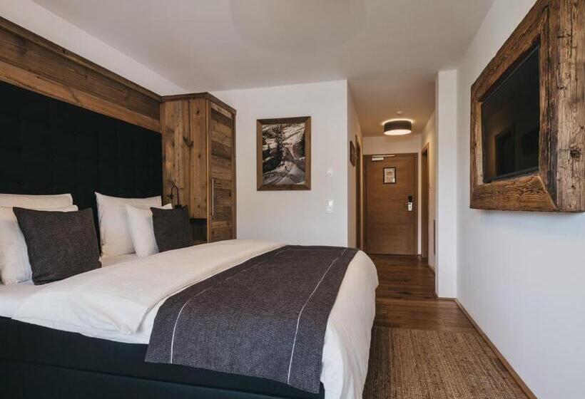 Апартаменты Superior 3 Спальни, Vaya Fieberbrunn