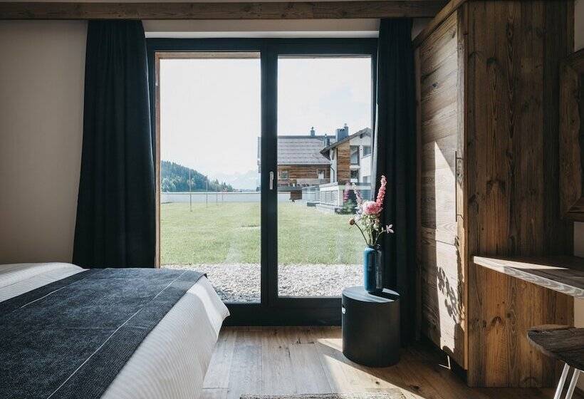 Номер Стандарт, Vaya Fieberbrunn