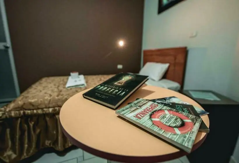 スタンダードシングルルーム, Hostal Spring Ii