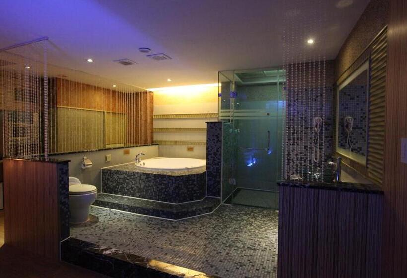 اتاق سوپریور, Venice Motel