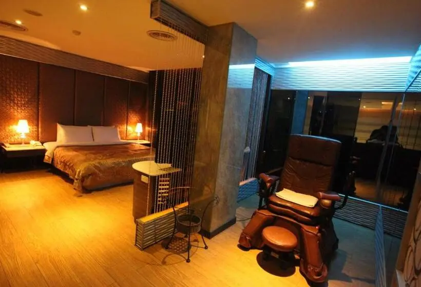 اتاق سوپریور, Venice Motel