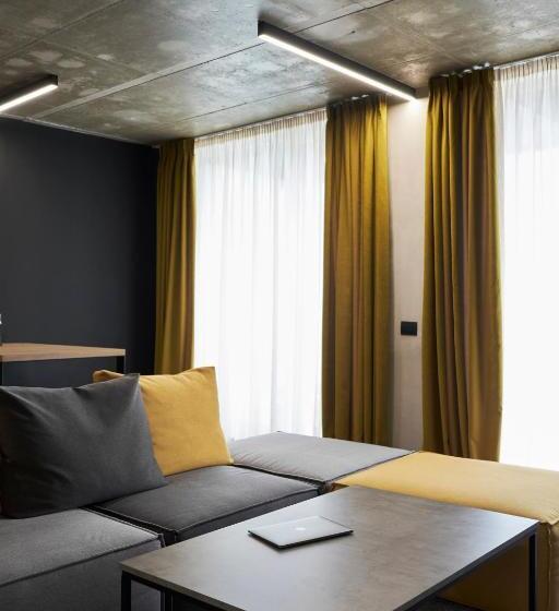 2 Bedroom Suite with Balcony, Adella Boutique Hotel   Free Secured Parking