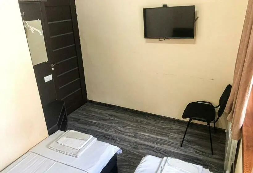 اتاق استاندارد با سرویس بهداشتی مشترک, Victoria