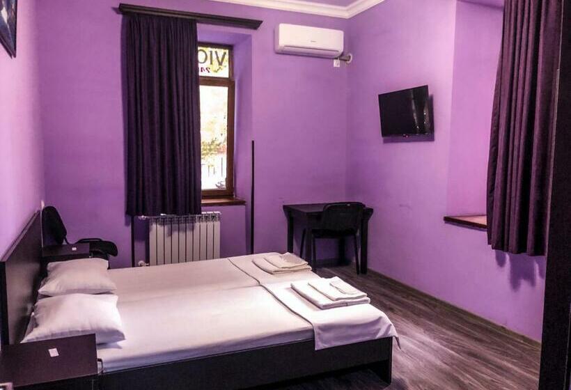 اتاق استاندارد, Victoria