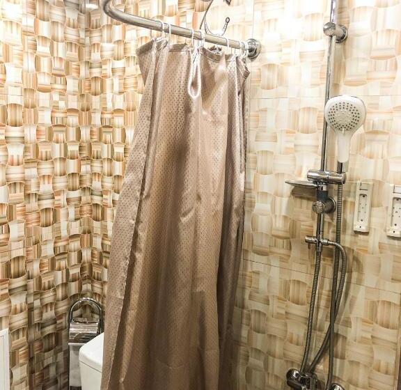 اتاق استاندارد با سرویس بهداشتی مشترک, Victoria