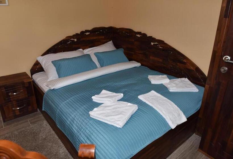 آپارتمان 2 خوابه, Vir