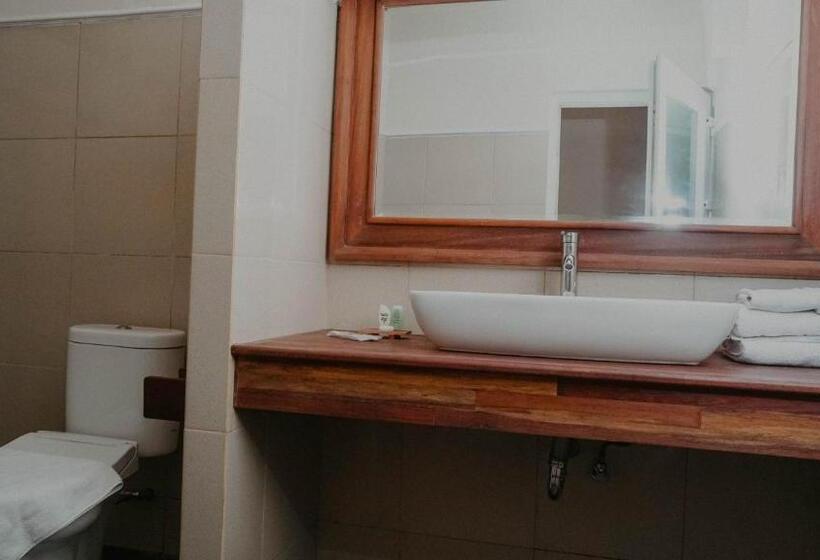 إستوديو قياسى, Jepara Marina Seaview