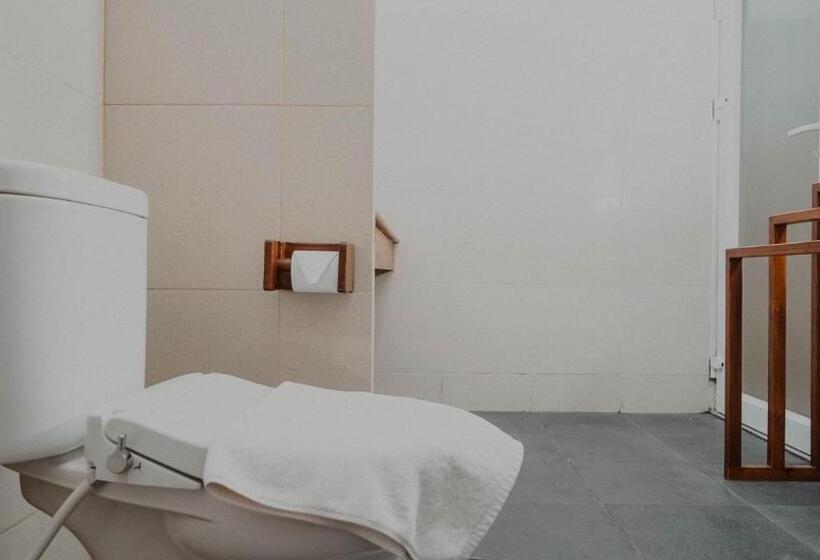 إستوديو قياسى, Jepara Marina Seaview