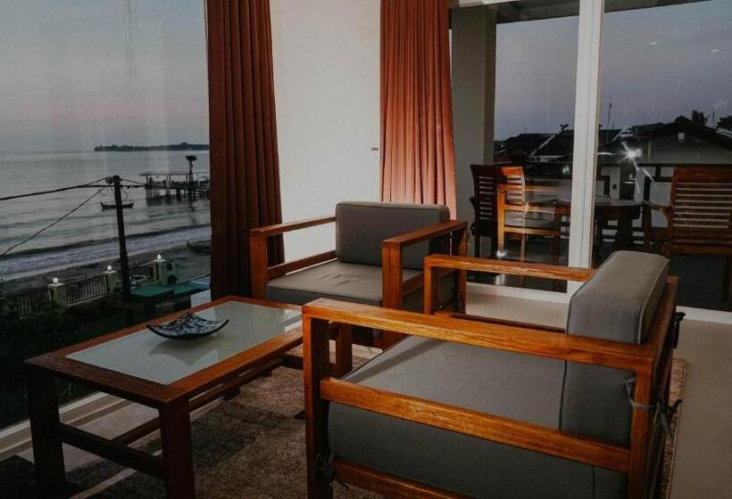 إستوديو قياسى مطل على البحر, Jepara Marina Seaview