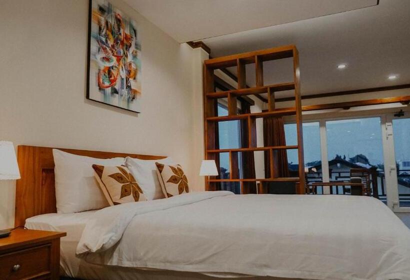 إستوديو قياسى مطل على البحر, Jepara Marina Seaview