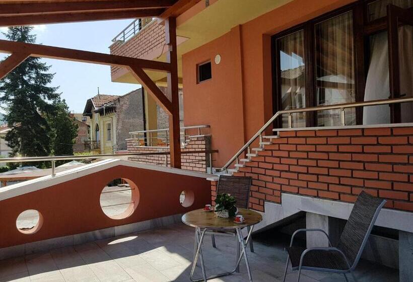 غرفة ديلوكس مزوَّدة بجاكوزي, Sky Garden House