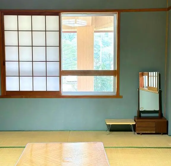 浴室共有ファミリールーム, 森林公園スイス村 青少年 山の家