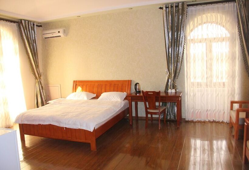 اتاق لوکس, Dior