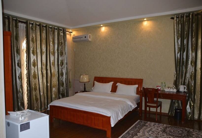 اتاق لوکس, Dior