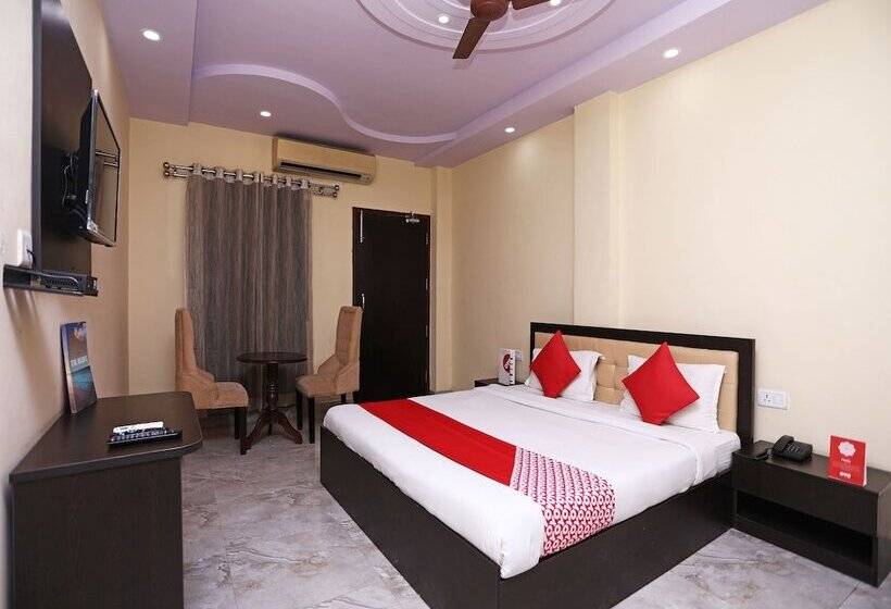 Standardrum, Oyo 17408 Scindia Resorts And Hotels