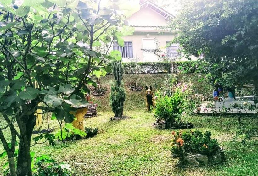 غرفة كلاسيكية رباعية, Pousada Mama áfrica