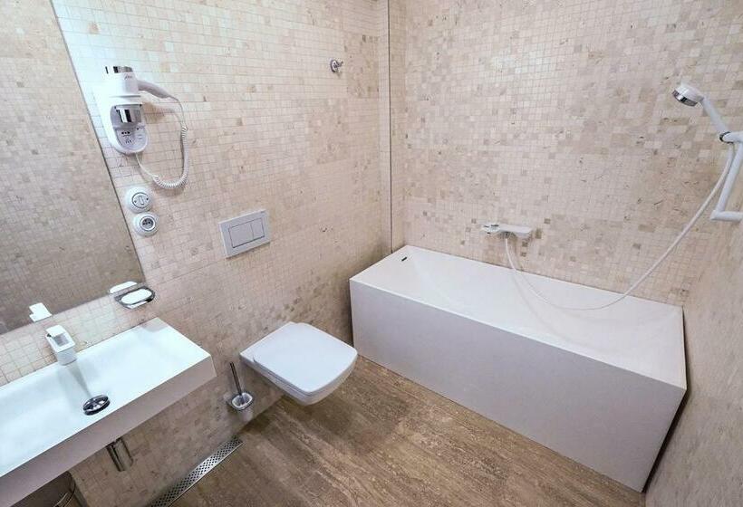 اتاق استاندارد اینتریور, Ebersbach