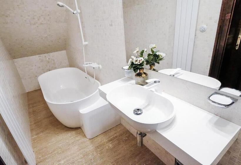 اتاق استاندارد اینتریور, Ebersbach