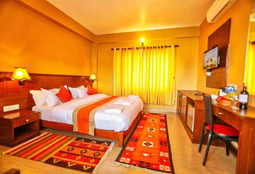 اتاق لوکس, The Clock