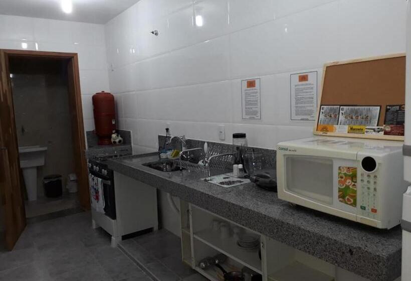 Geteiltes Mehrbettzimmer, Thiferer Hostel