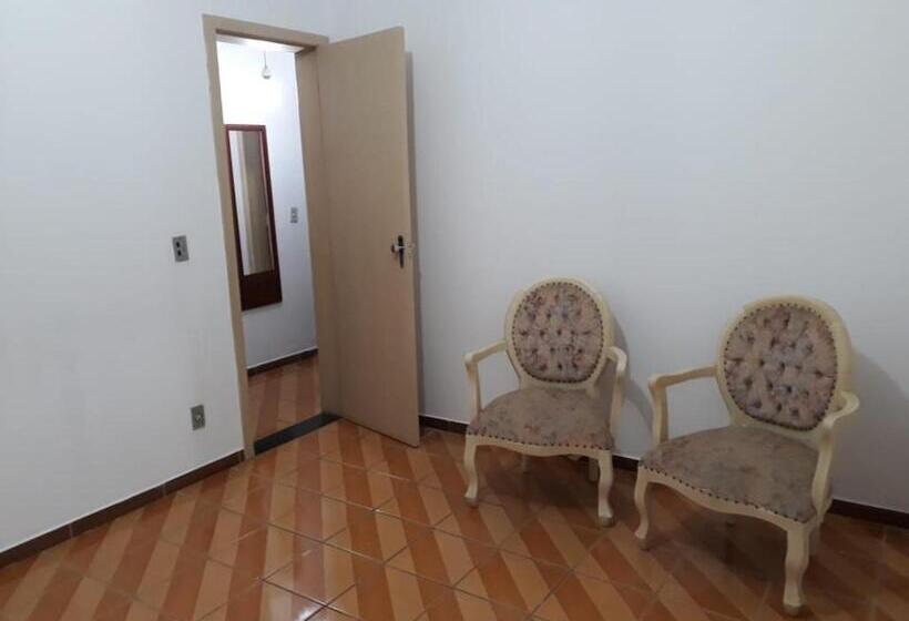 Geteiltes Mehrbettzimmer, Thiferer Hostel