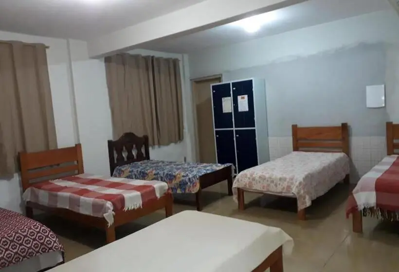 Geteiltes Mehrbettzimmer, Thiferer Hostel