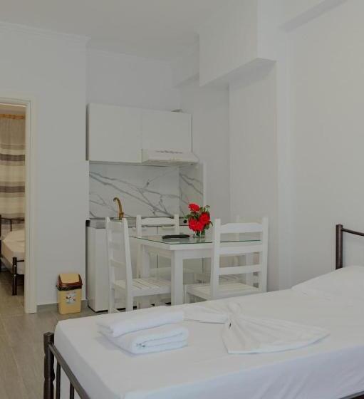 דירת חדר נוף לים, Eduard Lagji Apartament